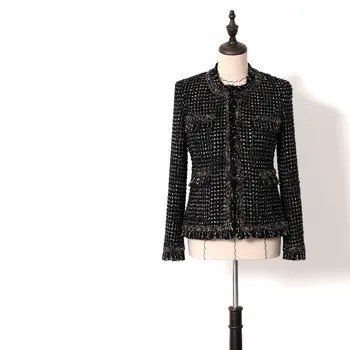 New version of the new black and gold self cultivation mini fragrance jacket for women in spring autumn and winter
New version of the new black and gold self cultivation mini fragrance jacket for women in spring autumn and winter
