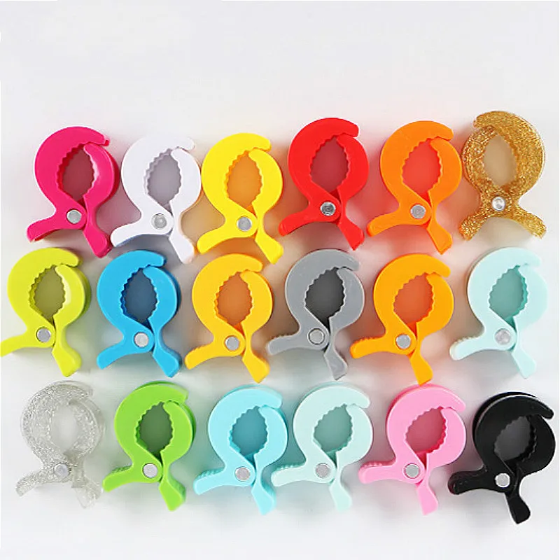 2pc/lot Baby Colorful Car Seat Accessories Plastic Pushchair Toy Clip Pram Stroller Peg To Hook Cover Blanket Mosquito Net Clips
2pc/lot Baby Colorful Car Seat Accessories Plastic Pushchair Toy Clip Pram Stroller Peg To Hook Cover Blanket Mosquito Net Clips