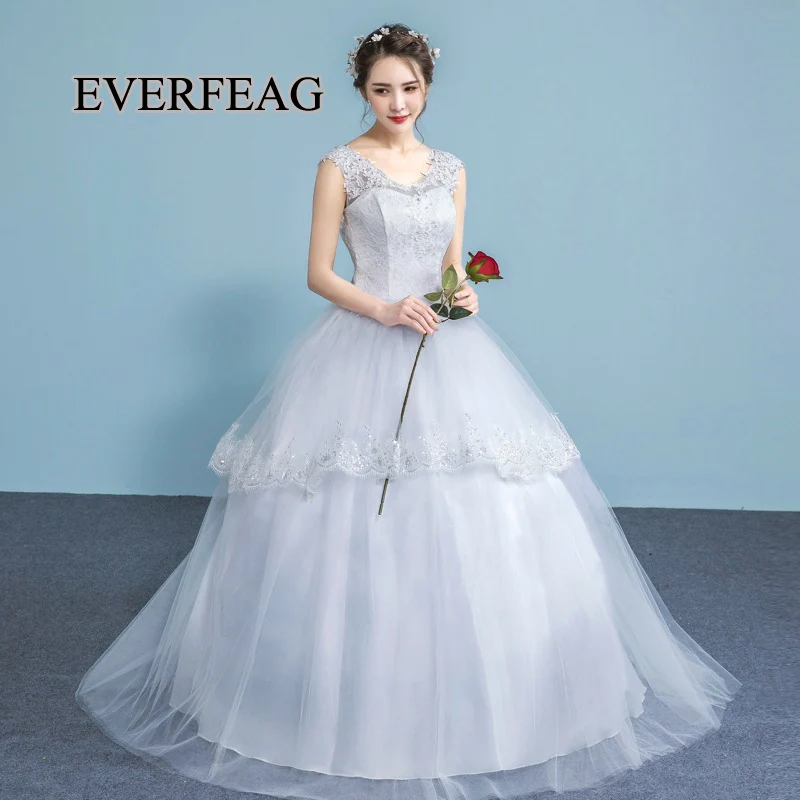 Hot selling full length sleeveless vestido de noiva princesa o neck white lace tiered weding dress
Hot selling full length sleeveless vestido de noiva princesa o neck white lace tiered weding dress