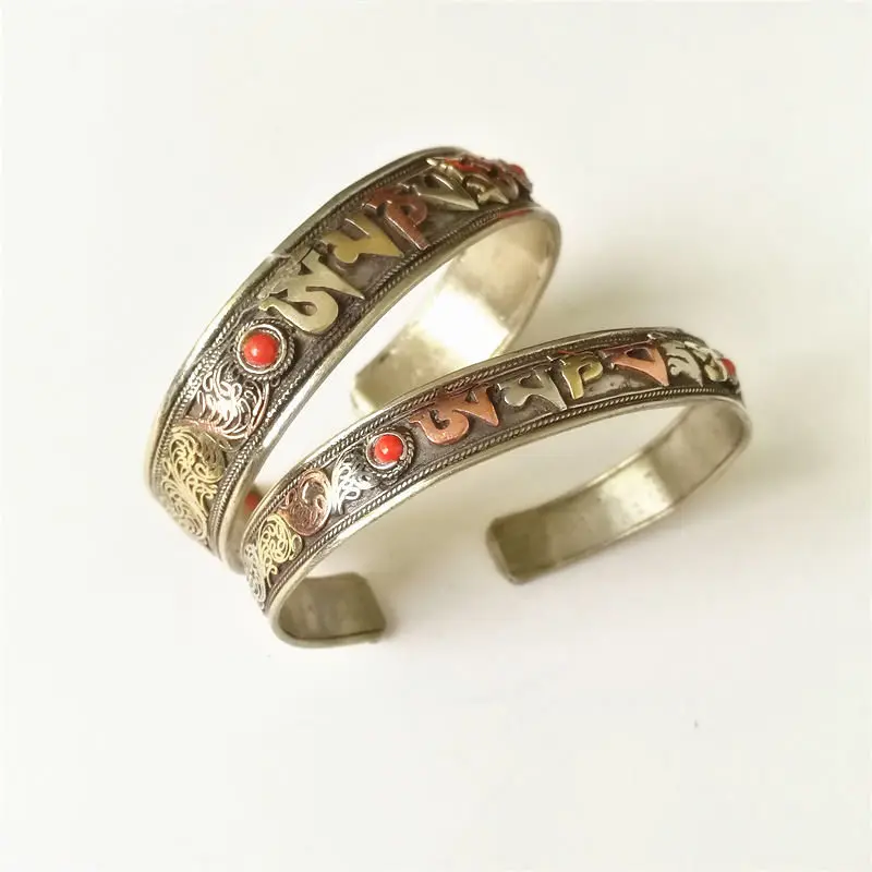 BB-110 Tibetan Mantras Amulet Bangles for Couples Nepal Rose Copper Vintage Open Cuff
BB-110 Tibetan Mantras Amulet Bangles for Couples Nepal Rose Copper Vintage Open Cuff