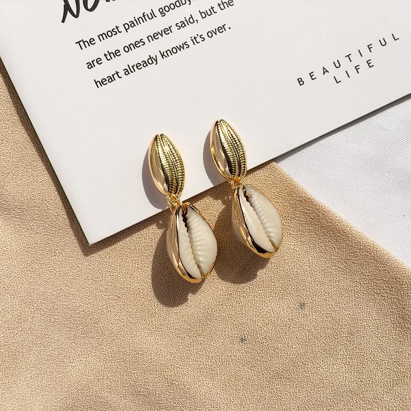 Fashion Shell Earring Natural Pearl Ocean Wind Eardrop Popular Shellfish for Women Gifts
Fashion Shell Earring Natural Pearl Ocean Wind Eardrop Popular Shellfish for Women Gifts