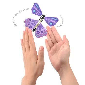 1pc Creative Flying Butterfly Children Magic Props Toy for Kids Funny Surprise Games Gadgets Educational Toy Random Color
1pc Creative Flying Butterfly Children Magic Props Toy for Kids Funny Surprise Games Gadgets Educational Toy Random Color