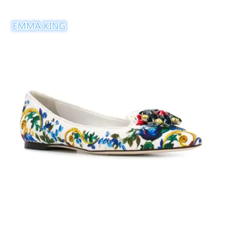 Autumn Spring Luxury Rhinestone Flat Heels Shoes Women Flower Prints Designer Pointed Toe Fashion Ladies Sexy Party Dress Shoes
Autumn Spring Luxury Rhinestone Flat Heels Shoes Women Flower Prints Designer Pointed Toe Fashion Ladies Sexy Party Dress Shoes