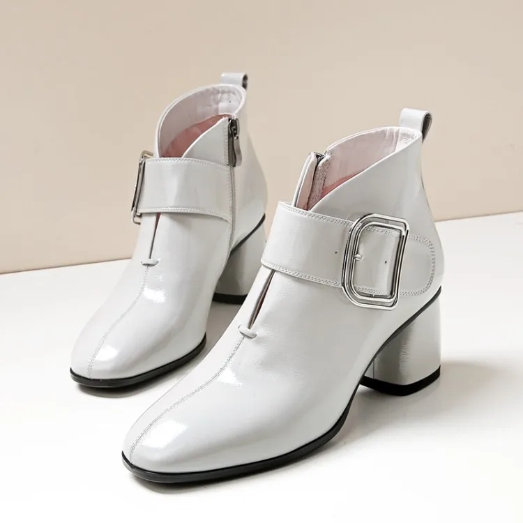 MLJUESE 2019 women ankle boots Patent leather winter short plush buckle strap gray color high heels female boots size 34-42
MLJUESE 2019 women ankle boots Patent leather winter short plush buckle strap gray color high heels female boots size 34-42