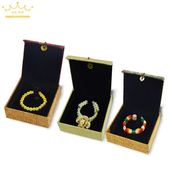Jewelry Gift Box 3 Color Linen Bracelet Cases Jewellery Display Organizer Storage Bag 10*10*3cm
Jewelry Gift Box 3 Color Linen Bracelet Cases Jewellery Display Organizer Storage Bag 10*10*3cm