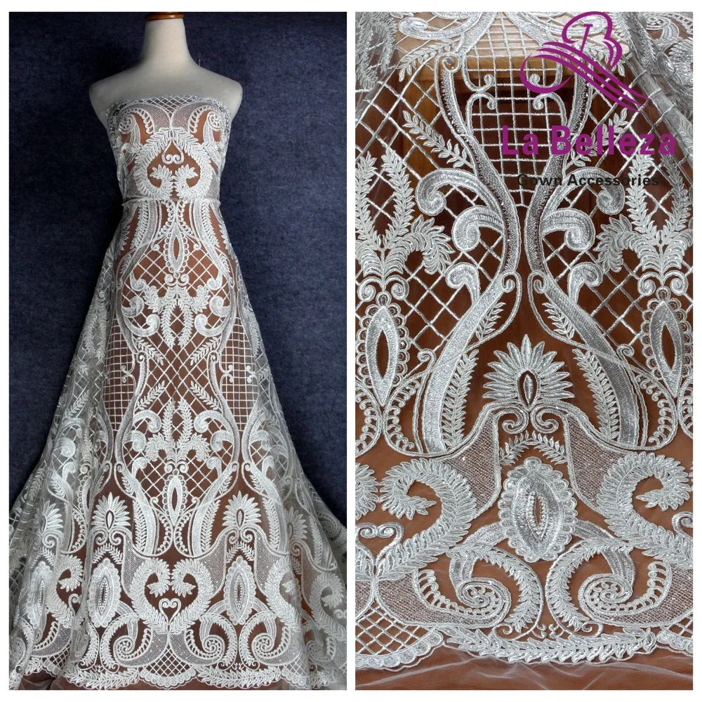 La Belleza 2019 new cord with clear sequins lace fabric high quality heavy embroidery wedding dress lace 51'' width 1 yard
La Belleza 2019 new cord with clear sequins lace fabric high quality heavy embroidery wedding dress lace 51'' width 1 yard