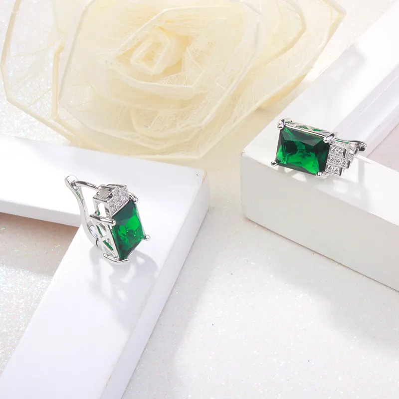 Boucles d'oreilles à tige en pierre verte argentée pour femme