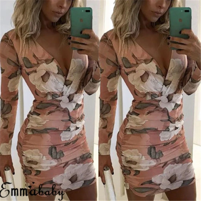 New Deep V Women Bodycon Dress 2018 Summer Sexy Bandage Sexy High Quality Bandage Dress Plus Size Fashion Sheath Women Dresses
New Deep V Women Bodycon Dress 2018 Summer Sexy Bandage Sexy High Quality Bandage Dress Plus Size Fashion Sheath Women Dresses
