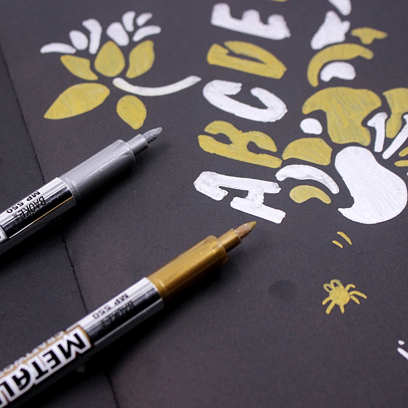 2 Pcs Paint Pen Metal Color Pen Technology Gold And Silver 1.5mm Up Paint Pen Student Supplies MP550 Marker Pen
2 Pcs Paint Pen Metal Color Pen Technology Gold And Silver 1.5mm Up Paint Pen Student Supplies MP550 Marker Pen