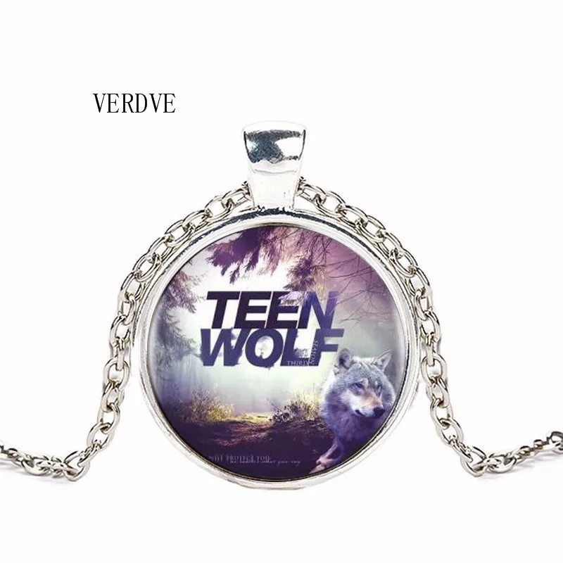 VERDVE Best selling 3 color teen wolf logo glass pendant and necklace female / male vintage cabochon sell
VERDVE Best selling 3 color teen wolf logo glass pendant and necklace female / male vintage cabochon sell