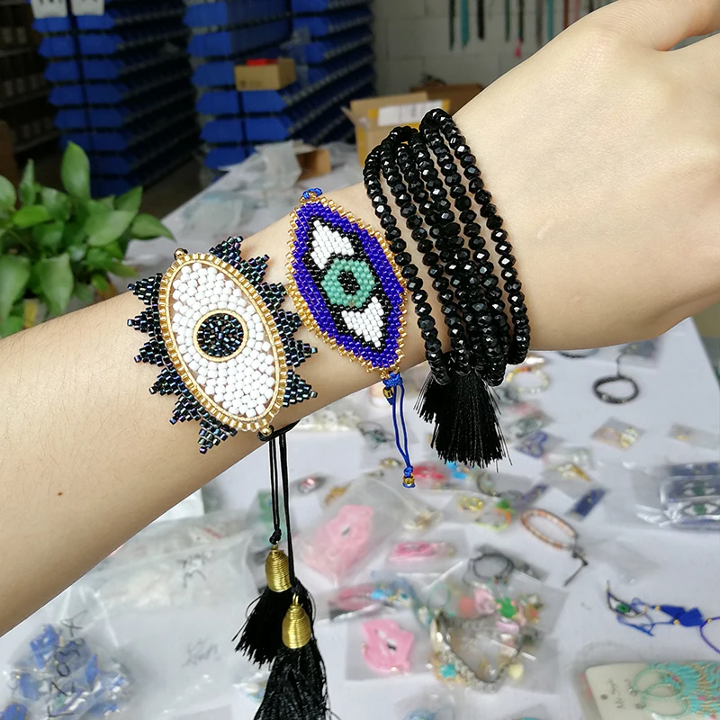 SHINUSBOHO Evil Eye Mens Bracelets 2019 Jewelry Delicas pulseras Women Miyuki Eye Bracelet for Women Bileklik bijoux
SHINUSBOHO Evil Eye Mens Bracelets 2019 Jewelry Delicas pulseras Women Miyuki Eye Bracelet for Women Bileklik bijoux