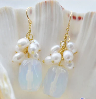 Free shipping@@@@@ P4498 13x17MM cylinder faceted opal KESHI white rice PEARL DANGLE EARRING 6.10
Free shipping@@@@@ P4498 13x17MM cylinder faceted opal KESHI white rice PEARL DANGLE EARRING 6.10