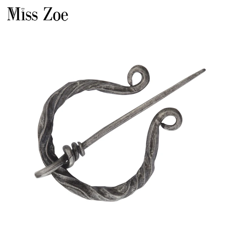 Viking age Decorated forged brooch Ireland Norse pin for scarves shawl coat Cloak Brooch Pin Retro vintage jewelry for men women
Viking age Decorated forged brooch Ireland Norse pin for scarves shawl coat Cloak Brooch Pin Retro vintage jewelry for men women