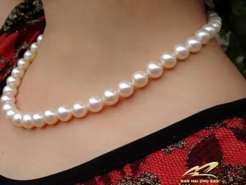 Free Shipping >>>>>9-10mm natural Australian south seas white pearl necklace 17inch
Free Shipping >>>>>9-10mm natural Australian south seas white pearl necklace 17inch