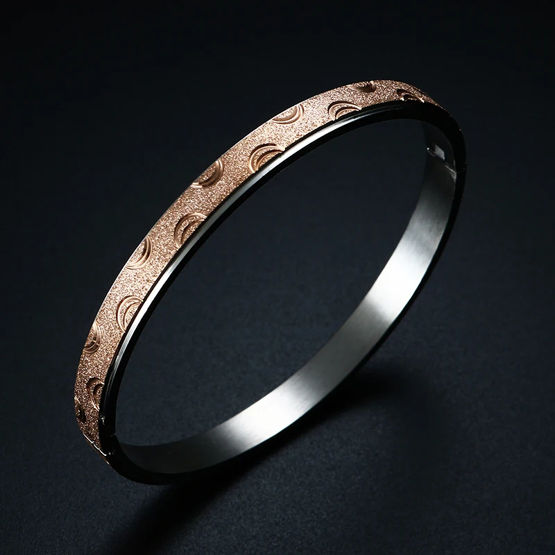 Wholesale MSX Designer Scrub Rose Gold Color Moon Shape Stainless Steel Bangles For Women Mens Open Cuff Wedding Bracelets
Wholesale MSX Designer Scrub Rose Gold Color Moon Shape Stainless Steel Bangles For Women Mens Open Cuff Wedding Bracelets