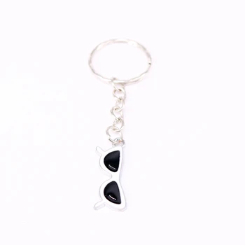 1Pcs Sunglass Charm Keychain For Keys Car Key Ring Souvenir Gifts Couple Handbag Jewelry Accessories KC42
1Pcs Sunglass Charm Keychain For Keys Car Key Ring Souvenir Gifts Couple Handbag Jewelry Accessories KC42