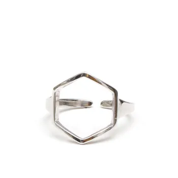 Bohemian Vintage Silver Color Hexagon Rings For Women Gift Bijoux Adjustable Finger Antique Engagement Rings Anillos
Bohemian Vintage Silver Color Hexagon Rings For Women Gift Bijoux Adjustable Finger Antique Engagement Rings Anillos