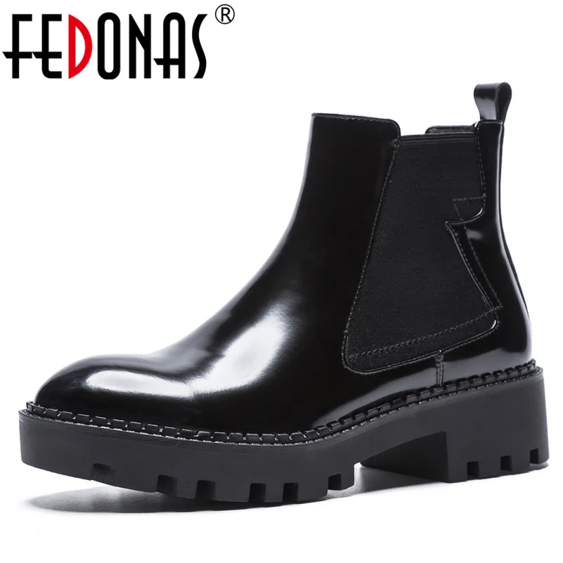 FEDONAS 1New Women Ankle Boots Genuine Leather Autumn Winter Warm Square Heels Shoes Woman Round Toe Brand Design Ladies Boots
FEDONAS 1New Women Ankle Boots Genuine Leather Autumn Winter Warm Square Heels Shoes Woman Round Toe Brand Design Ladies Boots