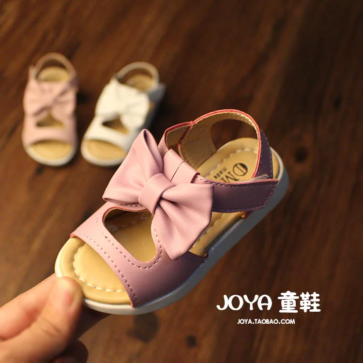 Baby Girl Sandals Summer Girl Princess Slip-proof Soft-soled Opentoed Fishmouth Children's Beach Shoes female child sandals
Baby Girl Sandals Summer Girl Princess Slip-proof Soft-soled Opentoed Fishmouth Children's Beach Shoes female child sandals