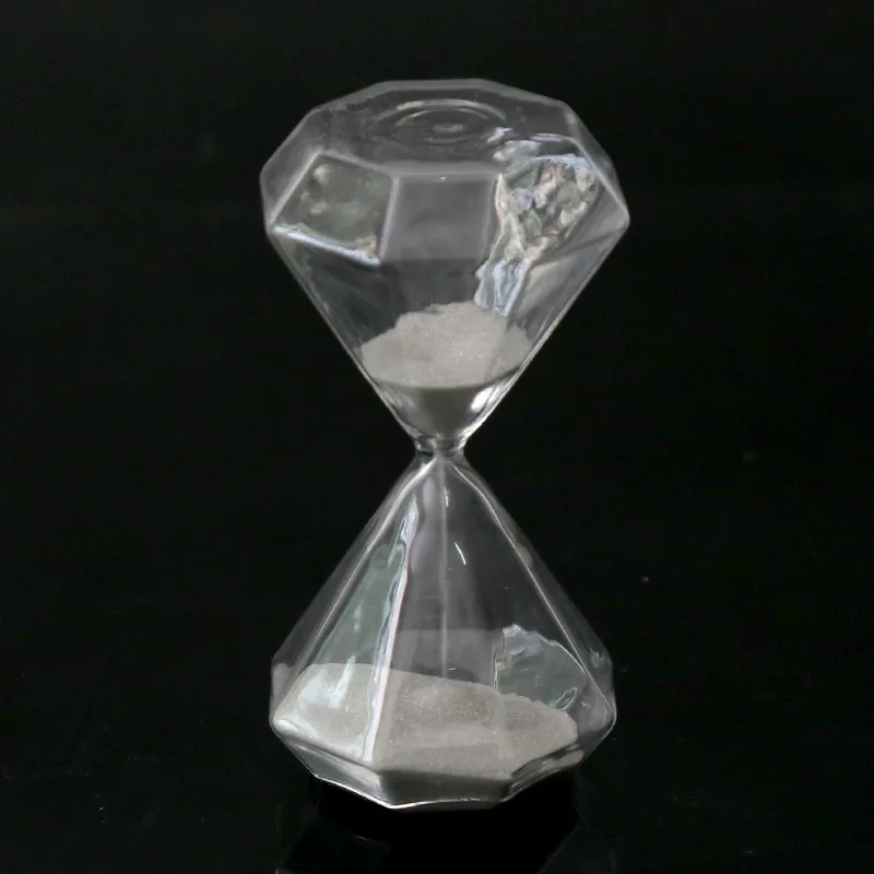 Sleek Minimalist Glass Diamond Hourglass Creative Kitchen 5-Minute Timer Birthday Gift Crafts Home Decoration Accessories Modern
Sleek Minimalist Glass Diamond Hourglass Creative Kitchen 5-Minute Timer Birthday Gift Crafts Home Decoration Accessories Modern
