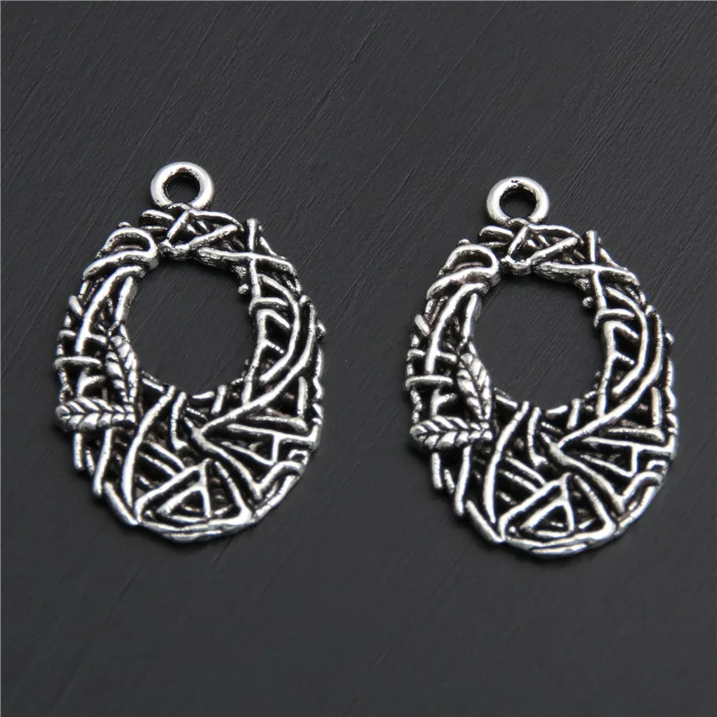 20pcs Antique Sliver Hollow Net Round Charm Metal Charms For Jewelry Making A2817
20pcs Antique Sliver Hollow Net Round Charm Metal Charms For Jewelry Making A2817