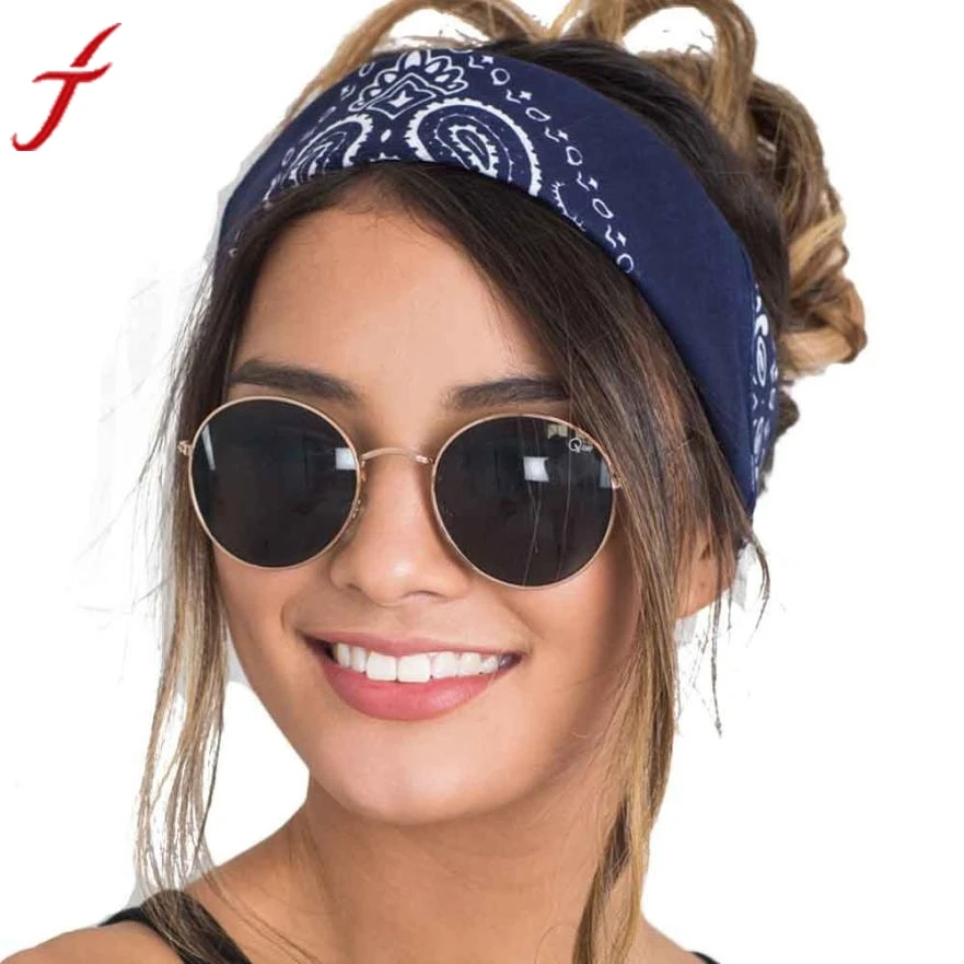 FEITONG Brand New Women Hair Accessories 2019 Fashion Bandana Scarf Square Head Female Bandanas Headwear Headbands Women 58*58cm
FEITONG Brand New Women Hair Accessories 2019 Fashion Bandana Scarf Square Head Female Bandanas Headwear Headbands Women 58*58cm