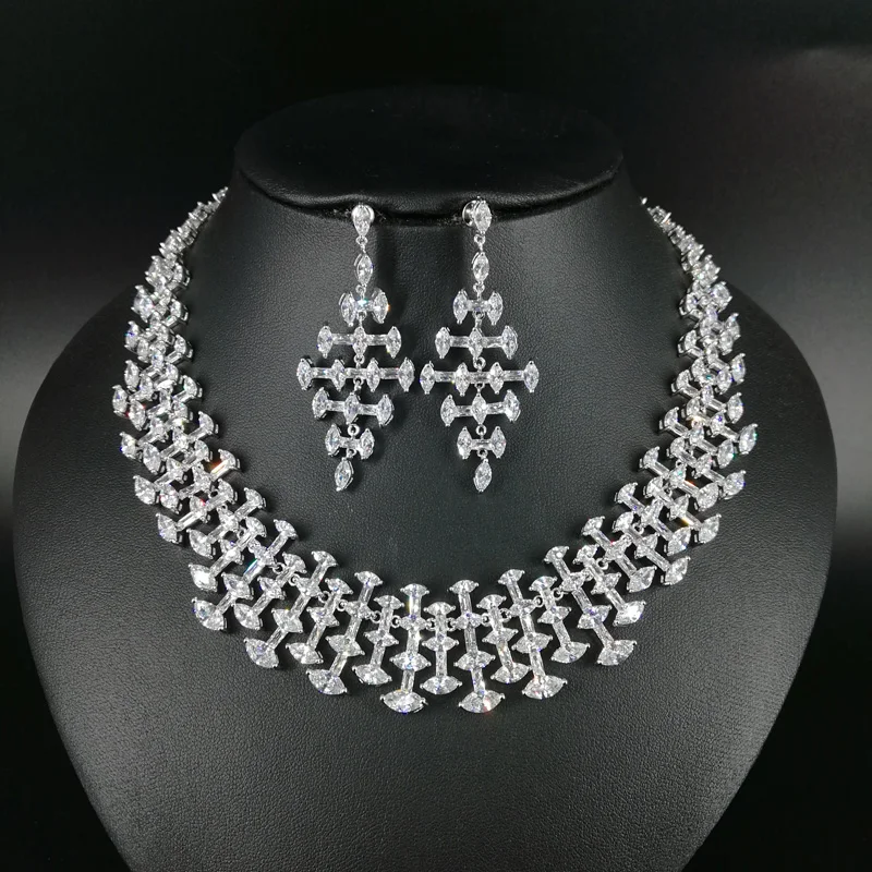 2019 new fashion Luxurious crystal zircon white golden necklace earring wedding bride banquet dinner jewelry set free shipping
2019 new fashion Luxurious crystal zircon white golden necklace earring wedding bride banquet dinner jewelry set free shipping