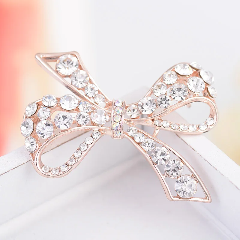 2019 Hot Sell Vintage Style Rhodium Plated Clear Austria Crystals Imitation Pearl Big Bow Brooch for Women Wedding Accessories
2019 Hot Sell Vintage Style Rhodium Plated Clear Austria Crystals Imitation Pearl Big Bow Brooch for Women Wedding Accessories