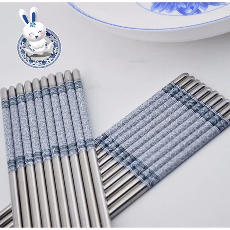 2017 New 5 Pairs Elegant Flowers Pattern Stainless Steel Dinner Chopsticks Exquisite Metal Eco-friendly 8.8 Inch Chopsticks Set
2017 New 5 Pairs Elegant Flowers Pattern Stainless Steel Dinner Chopsticks Exquisite Metal Eco-friendly 8.8 Inch Chopsticks Set