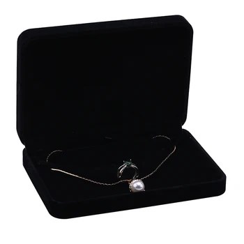 1PCS High quality black velvet square jewelry box necklace earrings ring display box 17.5*12.5*4.0cm
1PCS High quality black velvet square jewelry box necklace earrings ring display box 17.5*12.5*4.0cm