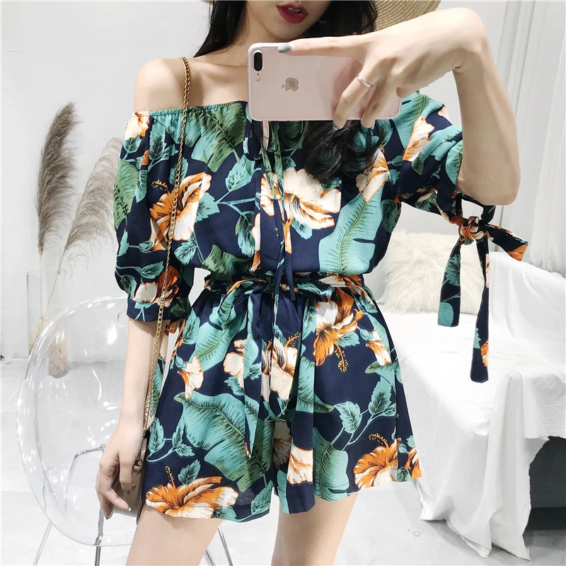 2018 NEW Summer Floral Print Elastic Waist Short Chiffon Jumpsuit Women Flare Sleeve Boot Cut Sexy Strapless Romper
2018 NEW Summer Floral Print Elastic Waist Short Chiffon Jumpsuit Women Flare Sleeve Boot Cut Sexy Strapless Romper