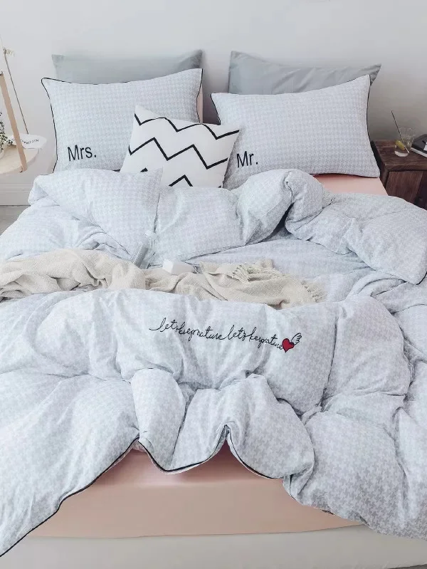 White Grey Pink Embroidery Bedding Set Twin Queen King size Duvet Cover Bed/Fit sheet set Pillowcase Soft Bedclothes
White Grey Pink Embroidery Bedding Set Twin Queen King size Duvet Cover Bed/Fit sheet set Pillowcase Soft Bedclothes