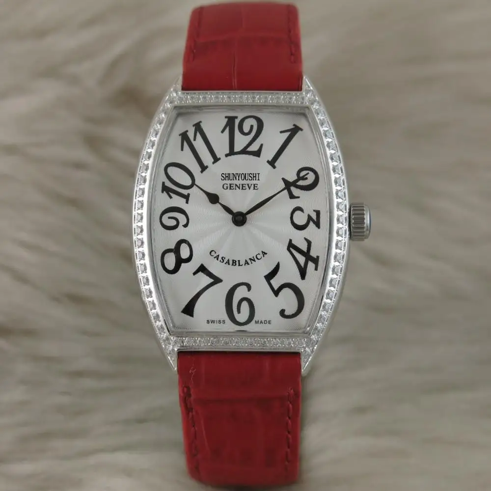 A05113 Women's Watches Top Brand Runway Luxury European Design Quartz Wristwatches