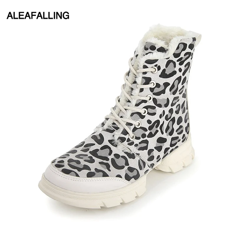 Aleafalling Women Snow Boot Female Lace Up Leopard Fashion Woman Shoes Mature Boot Flat Vintage Casual Lady Boots WBT353
Aleafalling Women Snow Boot Female Lace Up Leopard Fashion Woman Shoes Mature Boot Flat Vintage Casual Lady Boots WBT353