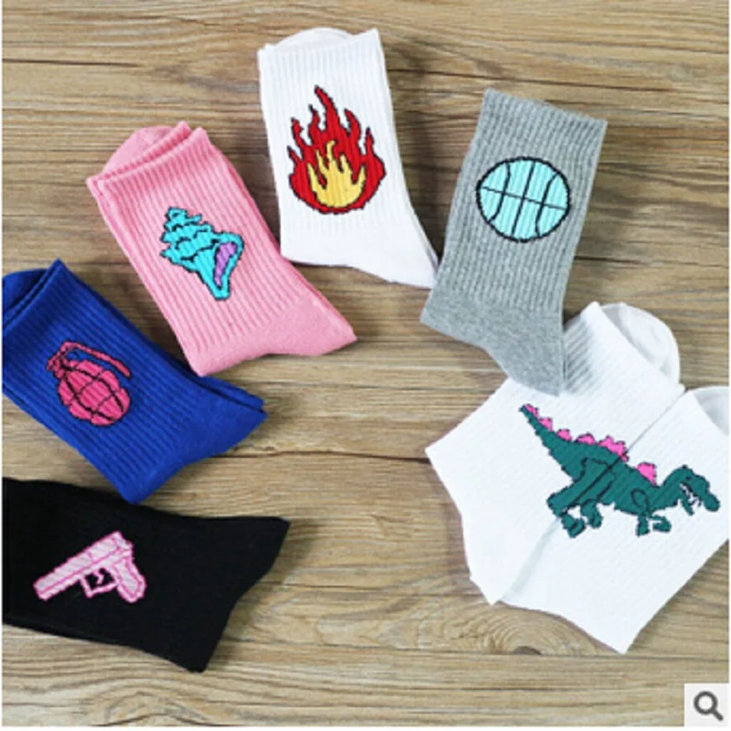 2018 Promotion Casual Korean New Women And Men Socks Cotton Funny Dinosaur Gun Fire Patterned For Lovers Baseball 
2018 Promotion Casual Korean New Women And Men Socks Cotton Funny Dinosaur Gun Fire Patterned For Lovers Baseball