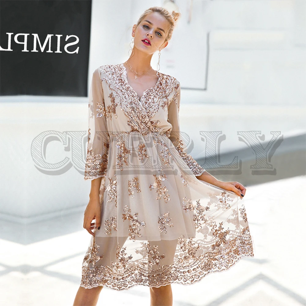 CUERLY V neck long sleeve sequined party dresses women Sexy mesh streetwear midi dress female 2019 spring black dress vestido
CUERLY V neck long sleeve sequined party dresses women Sexy mesh streetwear midi dress female 2019 spring black dress vestido