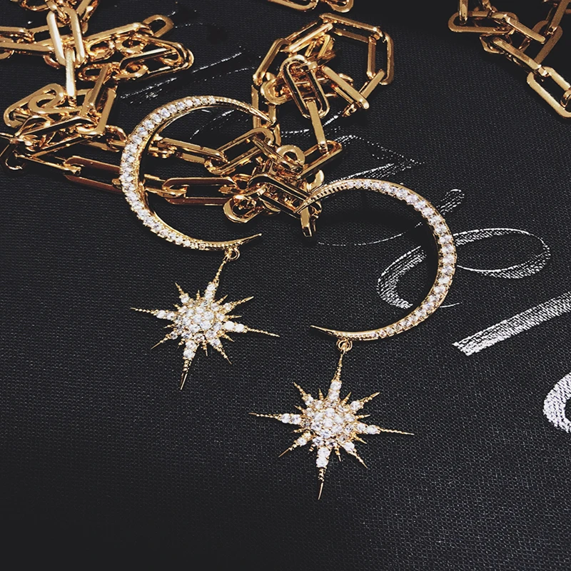 Fashionable moon eight mans star earrings INS European and American super beautiful crescent earrings S925 silver pendant
Fashionable moon eight mans star earrings INS European and American super beautiful crescent earrings S925 silver pendant