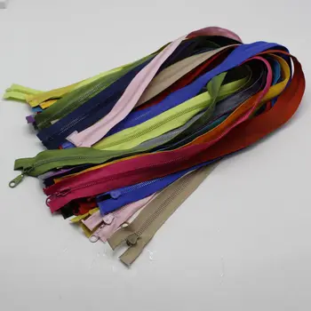 High quality 50 unids 70 cm nylon zipper color mixed coil sewing tools custom clothing accessories 
High quality 50 unids 70 cm nylon zipper color mixed coil sewing tools custom clothing accessories