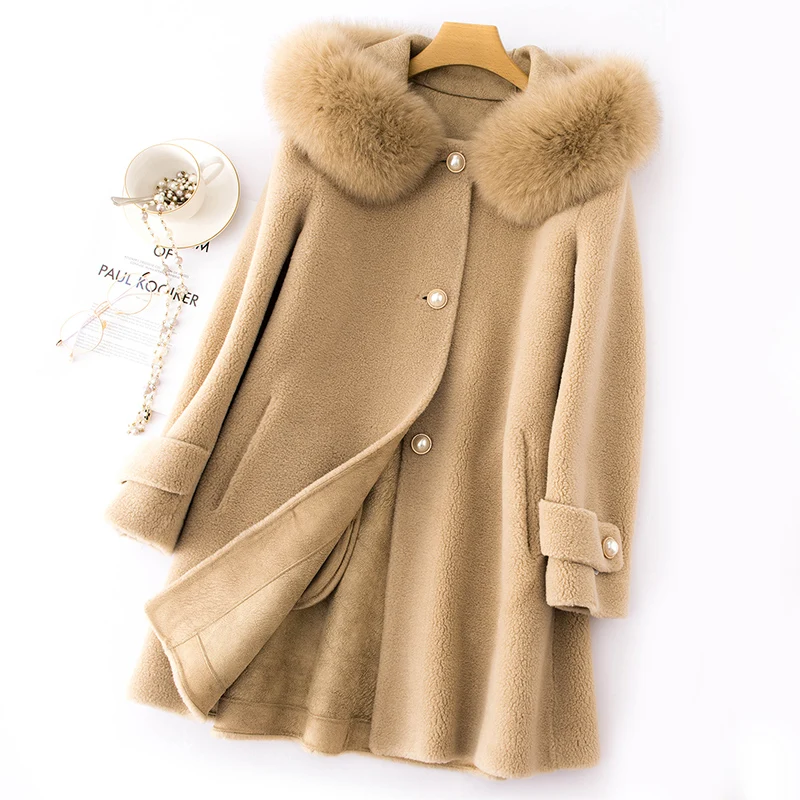 BELIARST 2019 Autumn and Winter New Women's Granule Velvet Coat Loose Fashion With Wool Square Collar Cardigan Casual Large Size
BELIARST 2019 Autumn and Winter New Women's Granule Velvet Coat Loose Fashion With Wool Square Collar Cardigan Casual Large Size