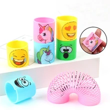 12 teile/paket Einhorn Emoji Gesicht Spule Quellen Geburtstag Party Geschenk Gefälligkeiten für Kid Karneval Preis Goody Bag Kleine Füllstoffe Assorted(China)