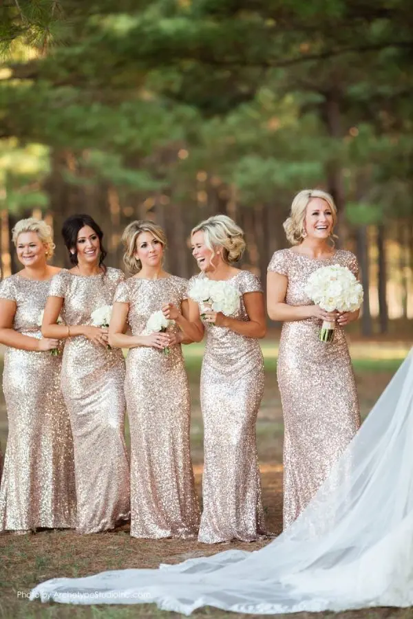 2015 Sexy Backless Bridesmaids Dresses Sequined Sheath Floor Length Cap Sleeve Champagne/Gold Long Important Party Dress Gown
2015 Sexy Backless Bridesmaids Dresses Sequined Sheath Floor Length Cap Sleeve Champagne/Gold Long Important Party Dress Gown