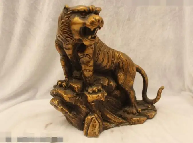 song voge gem S6583 11"China Folk Purple Bronze carving Lifelike Lucky go up the mountain tiger
song voge gem S6583 11"China Folk Purple Bronze carving Lifelike Lucky go up the mountain tiger