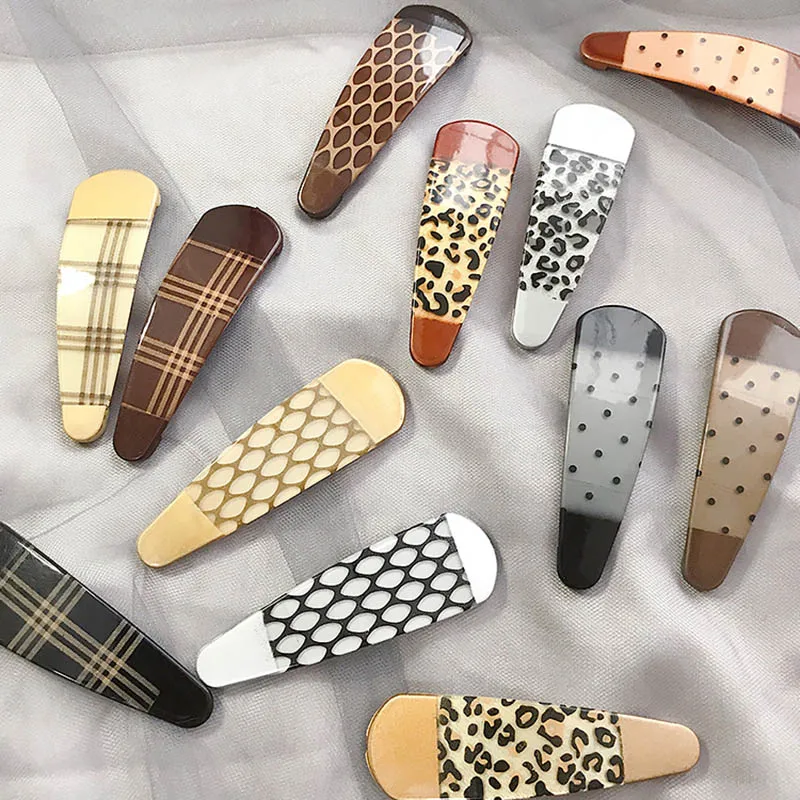 Earofcorn New Acetic Acid Bb Clip Leopard Pattern Wave Point A Word Card Retro Liu Seaside Clip Small Clip Hairpin Headwear
Earofcorn New Acetic Acid Bb Clip Leopard Pattern Wave Point A Word Card Retro Liu Seaside Clip Small Clip Hairpin Headwear