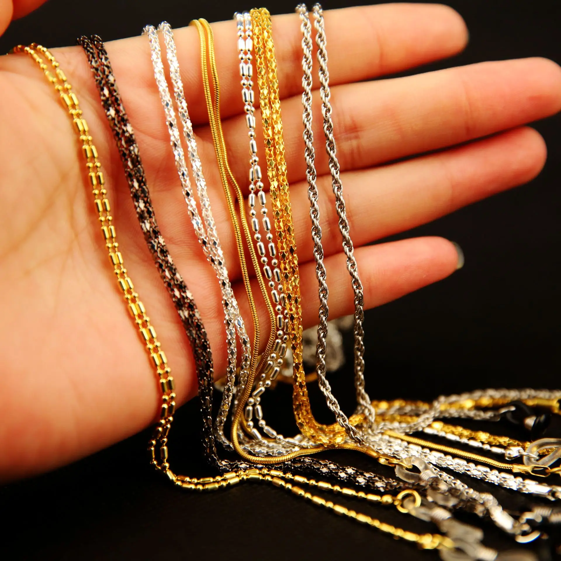 Wholesale 20pcs Neck Cord Strap Rope Fashion Eyeglass Strap 61cm Reading Glasses Spectacles Sunglasses Eyewear Chain 10004
Wholesale 20pcs Neck Cord Strap Rope Fashion Eyeglass Strap 61cm Reading Glasses Spectacles Sunglasses Eyewear Chain 10004