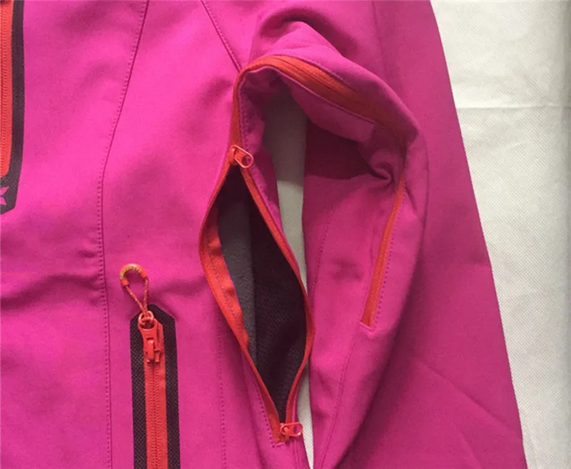 SAENSHING Softshell Jacket Women Brand Waterproof Rain Coat Outdoor Hiking Clothing Female Windproof Soft Shell Fleece Jackets 46