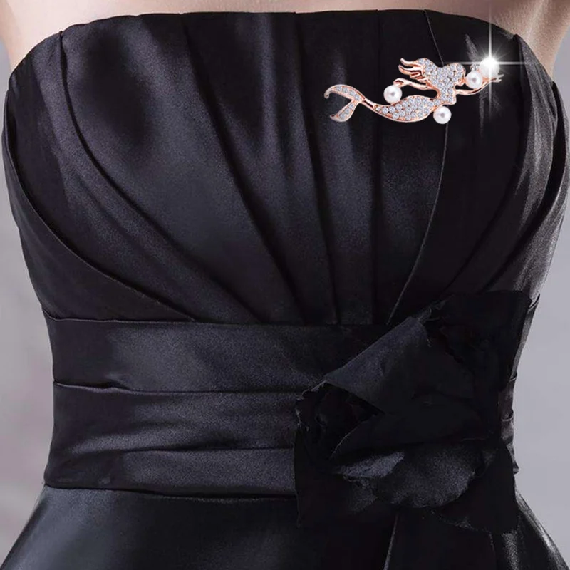 1PCS Elegant Simulated Pearls Mermaid Brooch Pins Wedding Party Jewelry Rose Gold Color Full Crystal Cloth Scarf Broches
1PCS Elegant Simulated Pearls Mermaid Brooch Pins Wedding Party Jewelry Rose Gold Color Full Crystal Cloth Scarf Broches