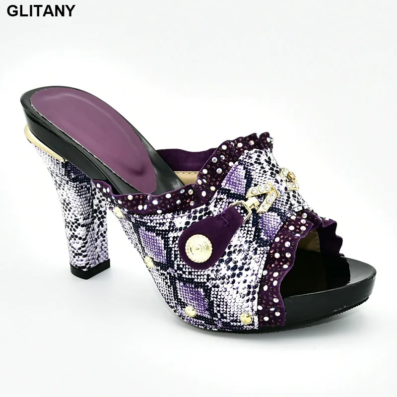 New Arrival Shoes for Summer Women Pumps Women Shoe Decorated with Rhinestone Luxury Wedding Shoe Women Designers 2019 New Pumps
New Arrival Shoes for Summer Women Pumps Women Shoe Decorated with Rhinestone Luxury Wedding Shoe Women Designers 2019 New Pumps