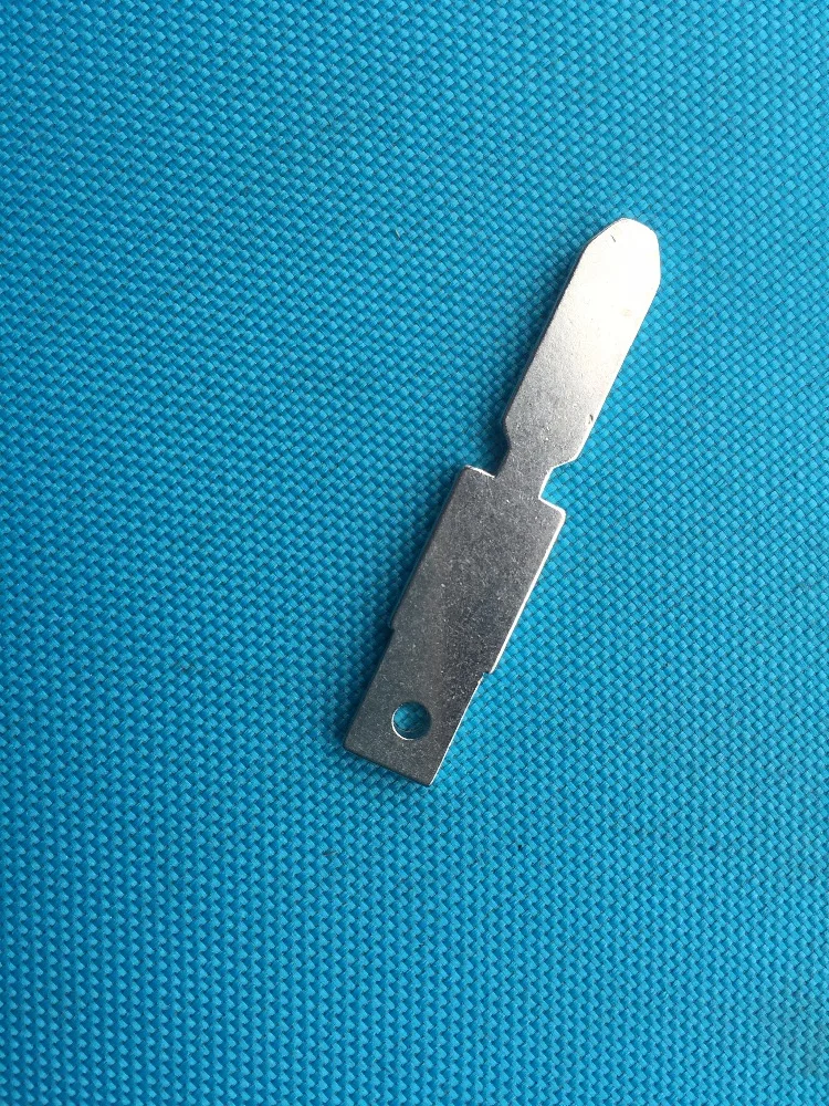 ZABEUDEIR 1pcs of new replacement blade uncut 406 NE78 For Peugeot transponder key shell For Citroen remote transponder key case
ZABEUDEIR 1pcs of new replacement blade uncut 406 NE78 For Peugeot transponder key shell For Citroen remote transponder key case