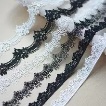 1M White Lace Fabric High Quality Width 2cm 3cm Black Lace Ribbon Trim Trimmings For Sewing Wedding Collar encajes dentelle L-38
1M White Lace Fabric High Quality Width 2cm 3cm Black Lace Ribbon Trim Trimmings For Sewing Wedding Collar encajes dentelle L-38