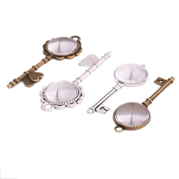 New 48Pcs Keys Pendant Trays Glass Cabochon Set 24pcs Pendant Trays + 24pcs Bright Glass Cabochon Dome Tiles DIY Jewelry Making
New 48Pcs Keys Pendant Trays Glass Cabochon Set 24pcs Pendant Trays + 24pcs Bright Glass Cabochon Dome Tiles DIY Jewelry Making